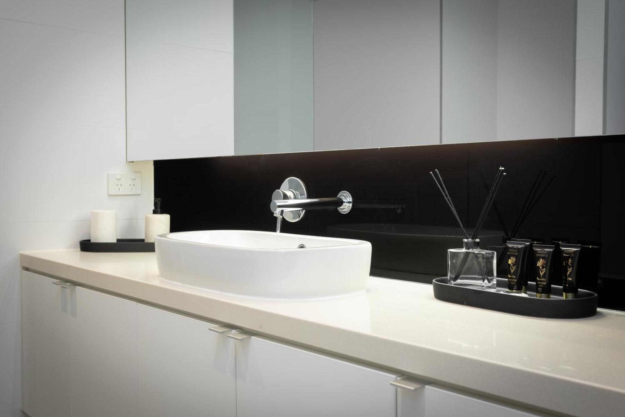 C-Scape Penthouse - Cowes Beach Front Εξωτερικό φωτογραφία